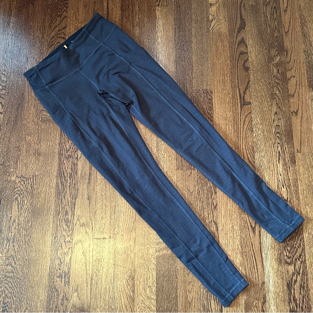 Lucy Grey Yoga Leggings - Size Small